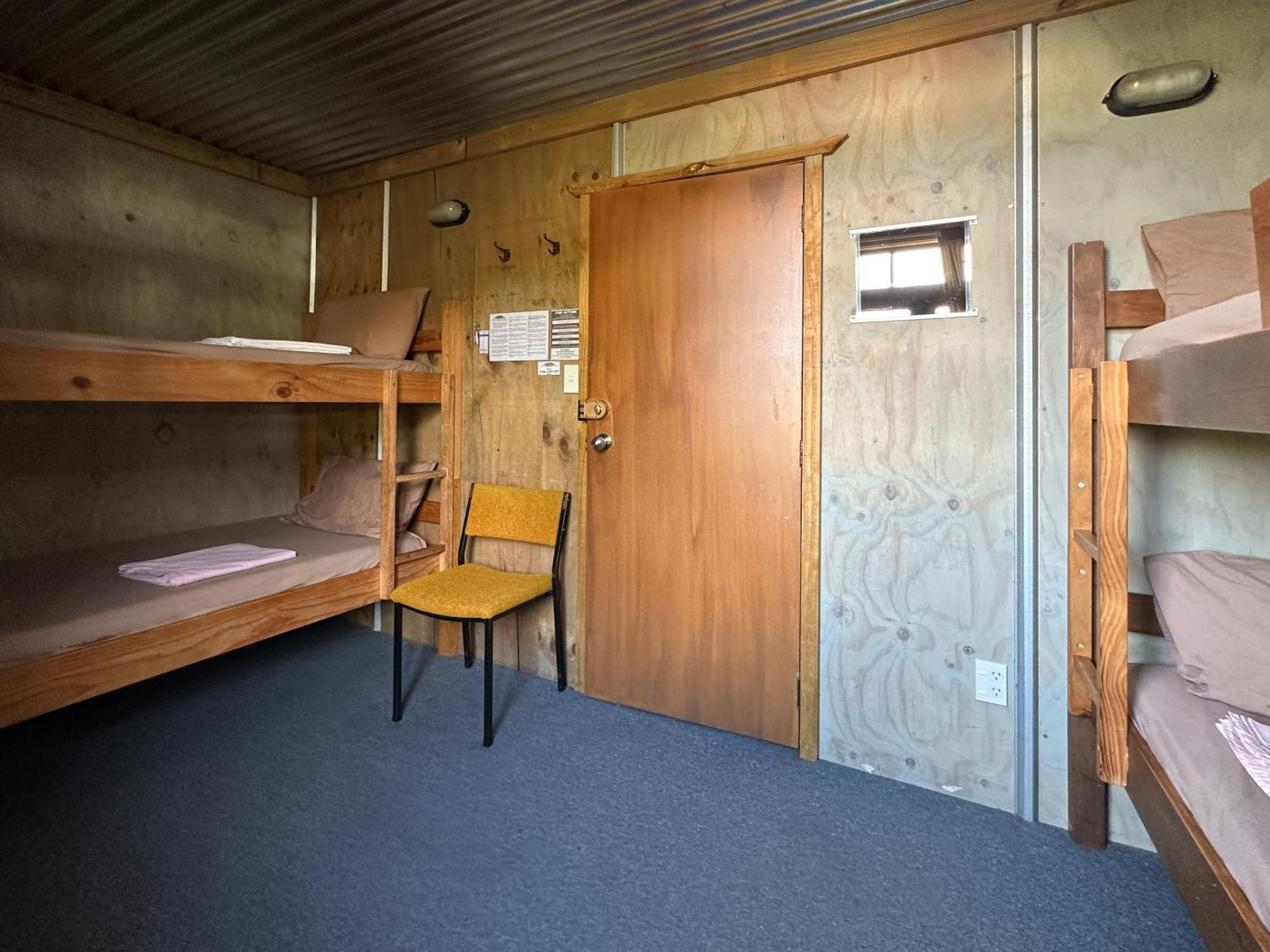 The Crossing Lodge & Backpackers Erua Exterior photo